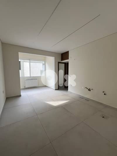 GMK137SS - Apartment For Sale In Adma - شقة للبيع في أدما