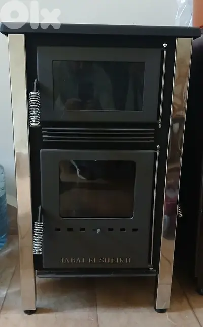 صوبيا حطب شبه جديدة