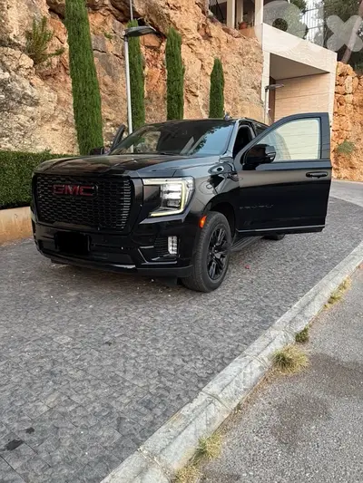 GMC Yukon Denali