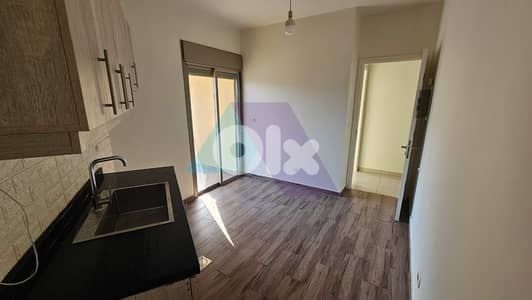 3 bedroom apartment+terrace+sea view 4sale in Fanarشقة في الفنار