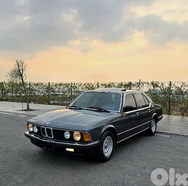 BMW 7-Series 1983 0