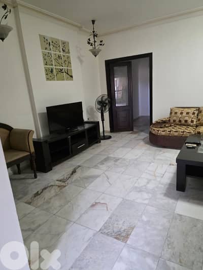 شقة للايجار في عين المريسة Apartment for rent in Ain el Mreisseh