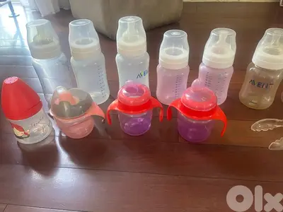 Selection of Avent Bottles for milkfeeding