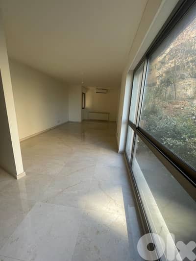 Apartment for Sale in Louaizeh, Baabda.