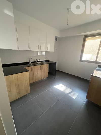 Apartment for Sale in Louaizeh, Baabda.