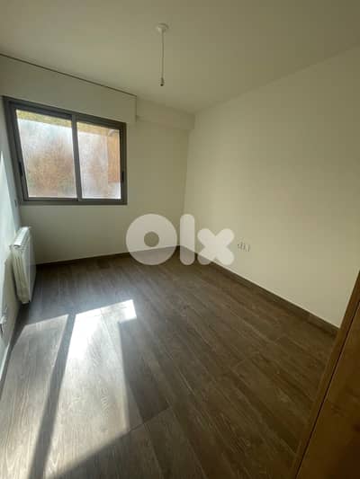 Apartment for Sale in Louaizeh, Baabda.