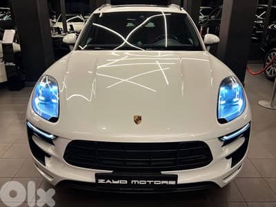 Porsche Macan GTS 2017  (Carbon Fiber Package)