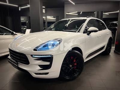 Porsche Macan GTS 2017  (Carbon Fiber Package)