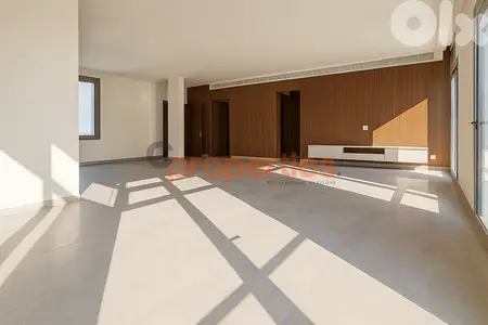 Apartment For Sale In Achrafieh – CPBWW73