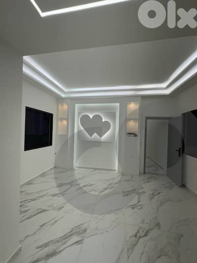 611$/sqm, Fully decorated in Tariq el Jdideh/طريق الجديدة REF#AZ128766
