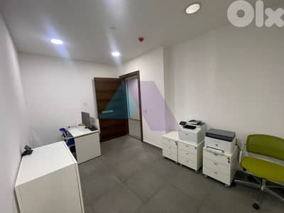 Furnished 105 m2 office for rent in Horech Tabet /Qubic square center