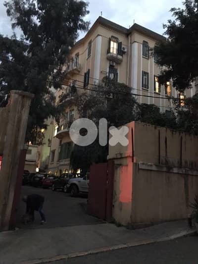Plot For Sale In The Heart Of Achafieh (Old House)