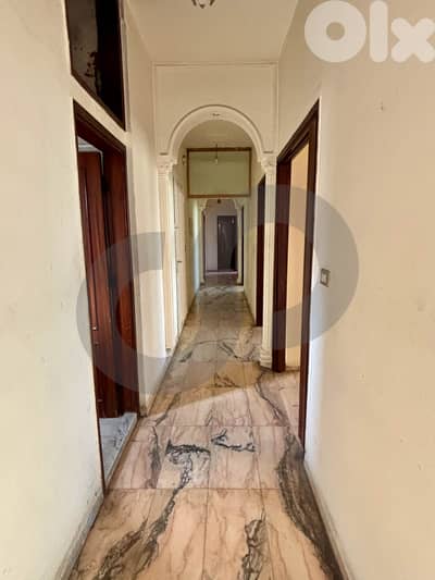 Prime Location- needs renovation - kaskas/قصقص REF#MD127512