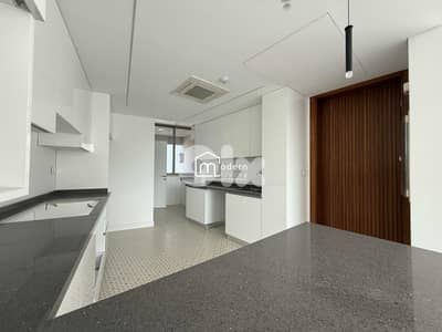 220 Sqm + 70 Sqm Terrace - Apartment For Sale in Kantari Minet ElHoson