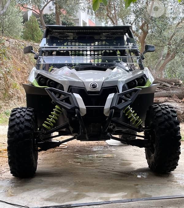 UTV can-am maverick turbo XDS 0