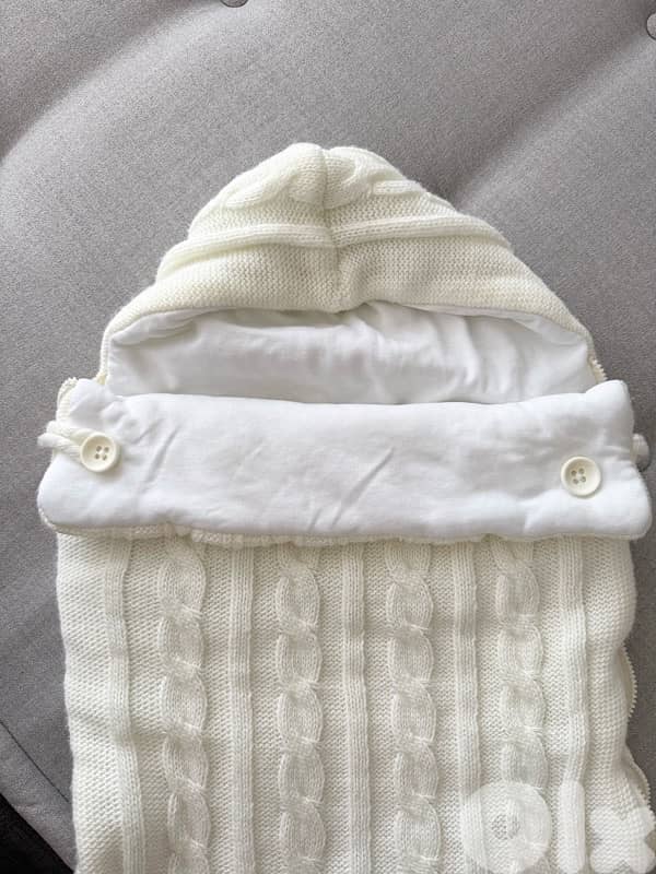 knitted cocoon 0