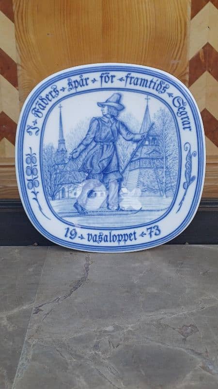antique 0