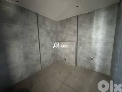 Office For Sale in Achrafieh - مكتب للبيع في الأشرفية