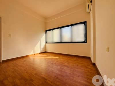 JH25-4534 Office 170m2 for rent in Badaro, $ 1,250 cash