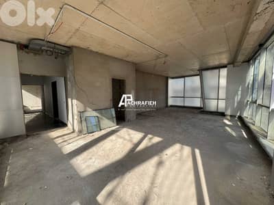 Office For Rent in Achrafieh - مكتب للأجار في الأشرفية
