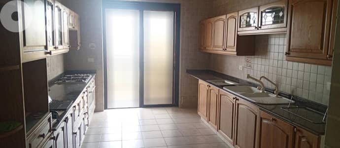 Apartment for Sale in Beit Meri – 325 sqm شقة للبيع في بيت مري