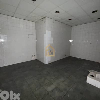 Shop for rent in Hamra ML439 محل تجاري للإيجار في الحمرا
