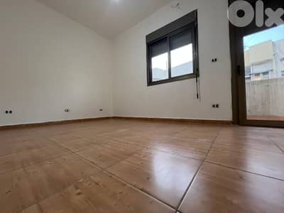 RWK228RM - Well-Maintained Apartment for Sale in Adonis