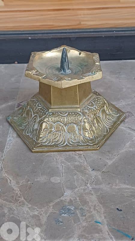 antique 0