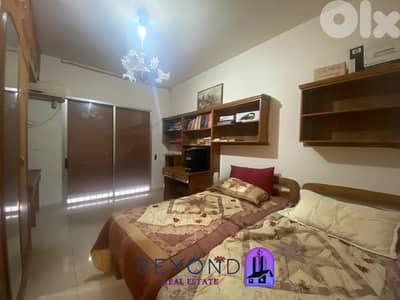 Apartment For Sale in Zarif - شقة للبيع في الظريف