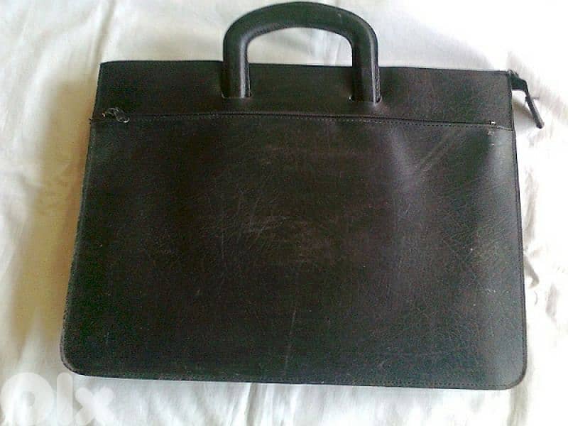 Old leather suitcase - Not Negotiable 0