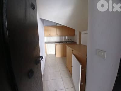 Shop For Rent In Mazraat Yashouh محل للإيجار في مزرعة يشوع