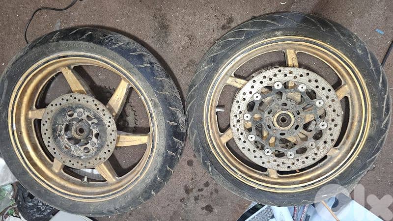 Exhaust w Jnouta 2