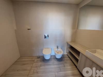 200 Sqm Unfurnished Apartment in Ashrafieh