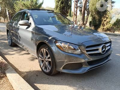 Low mileage Mercedes-Benz C300 2018 4Matic Vin: WDDWF4KB6JR410237