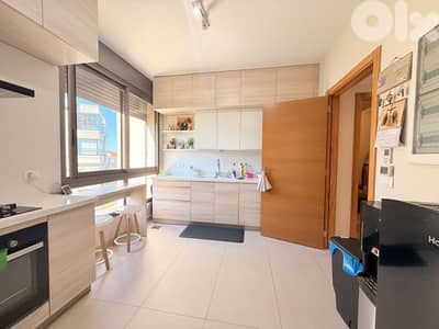 Bayada Super Deluxe 230 sqm with a sea view balcony! A rare to find!