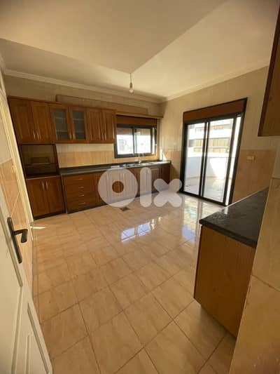 Spacious Apartment For Rent In Tallet Al Khayyat
