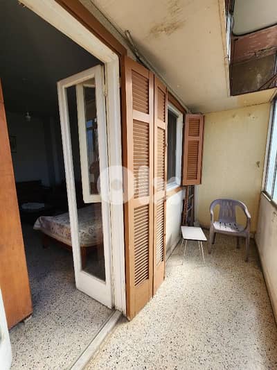 Room for Girls in Furnished Apartment (Foyer) للبنات فقط
