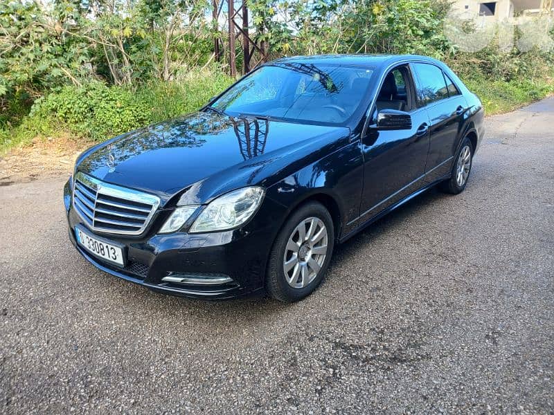 Mercedes-Benz E-Class 2011 0