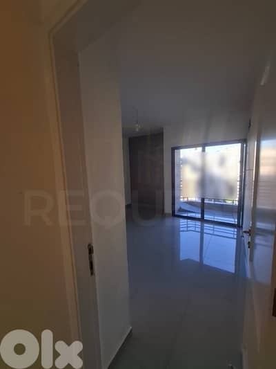 Apartment For Sale in Ras El Nabeh شقة للبيع في راس النبع