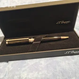 S T Dupont Pens