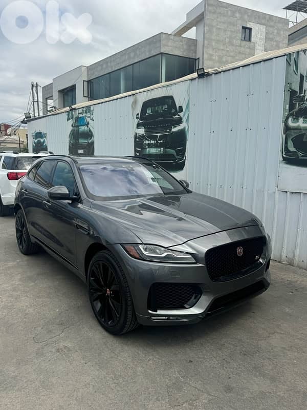 Jaguar F-Pace 2017 0
