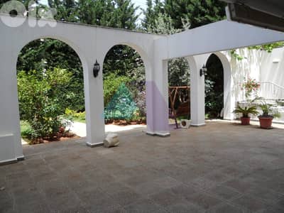 800m2 Penthouse+garden+office+view 4sale in Ain Saadeh/Ain Najem