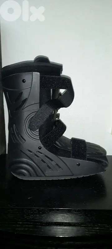 Ankle Splint (Walking Boot Style) دعّامة طبية لتثبيت الكاحل والقدم