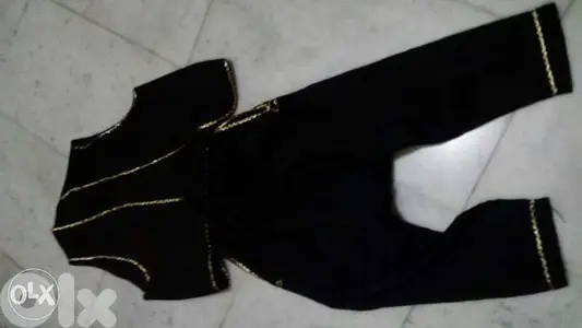 شروال ولادي مع جيليه مطرزين