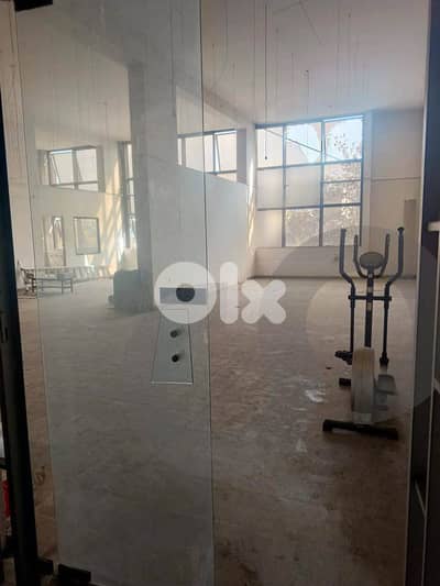 Open space showroom – Highway visible building -Achrafieh REF#MM129094