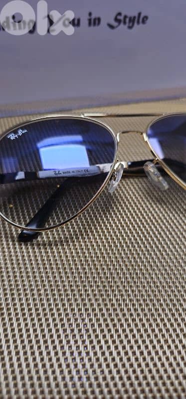 Golden Ray Ban Aviator sunglasses w G15 lenses 0
