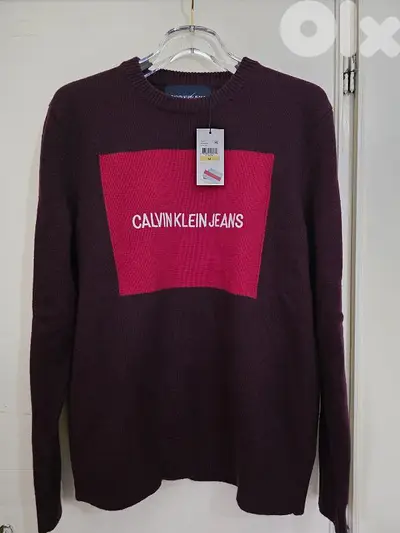 Calvin klein sweater  size Medium