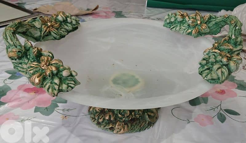 glass bowl 0