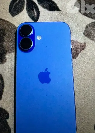 clean iPhone 16