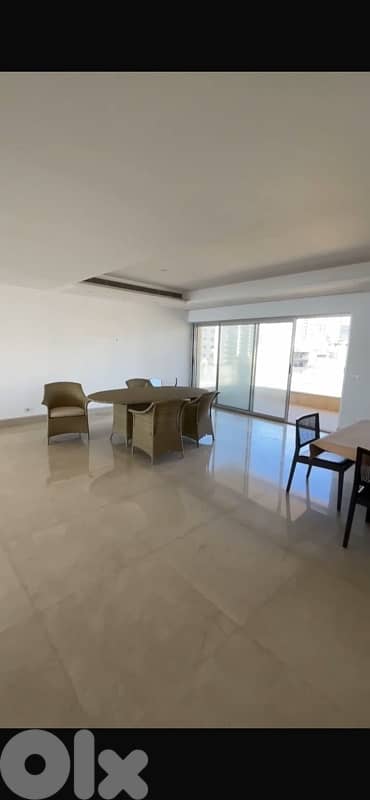 Luxury apartment for sale in Ramlet El Bayda Luxury apartment for sale in Ramlet El Bayda